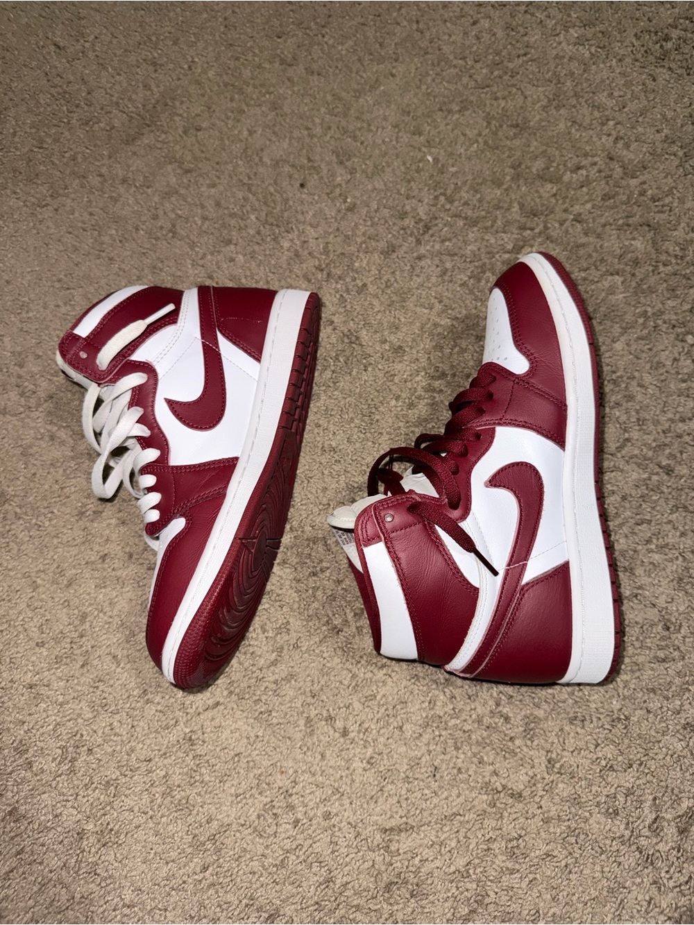 Jordan High-Top Sneakers in White and Burgundy - Picture 3 of 9